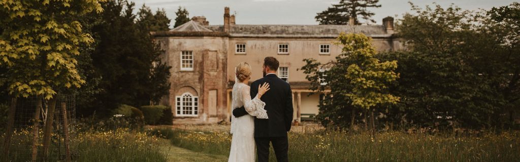 Relaxed wedding day at Pennard House