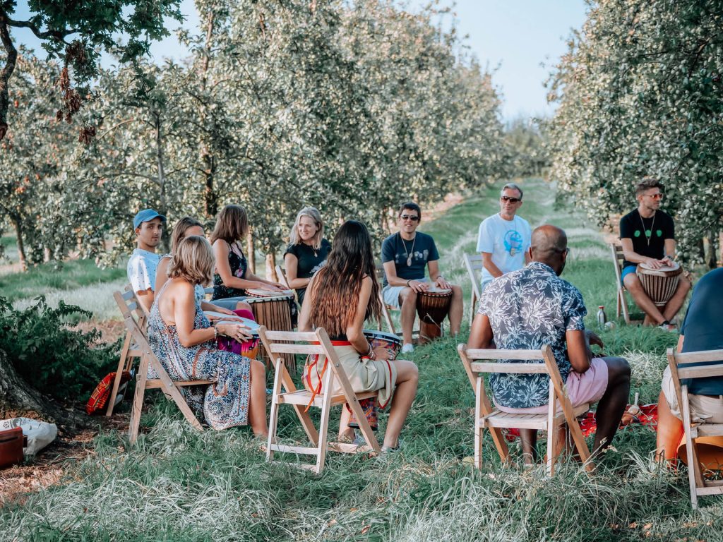 Writers retreat relaxation in Pennard House orchard